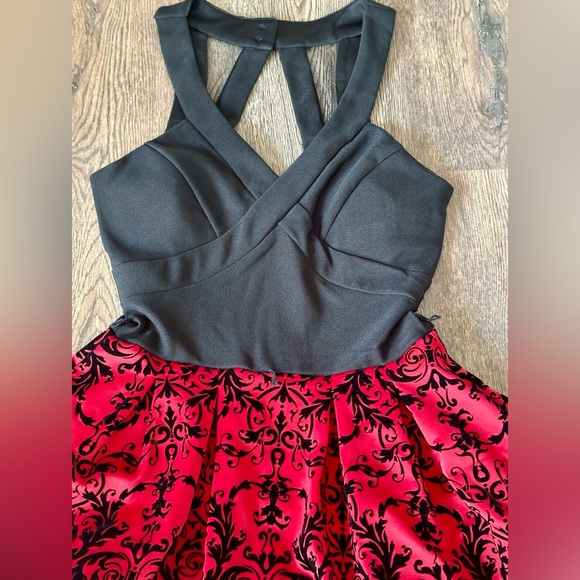 Crystal Doll Cocktail Dress - Picture 3 of 5